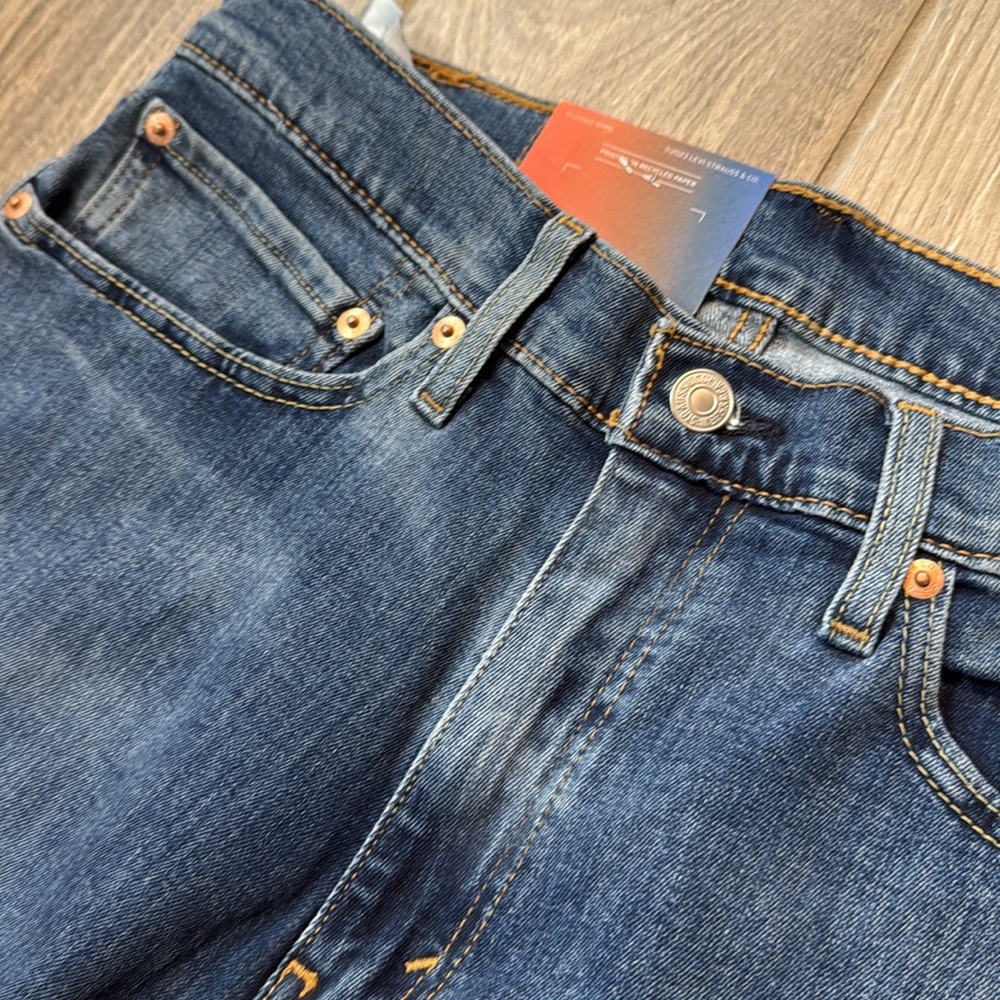 Levi's Men's Classic Blue Straight Jeans - Picture 6 of 11
